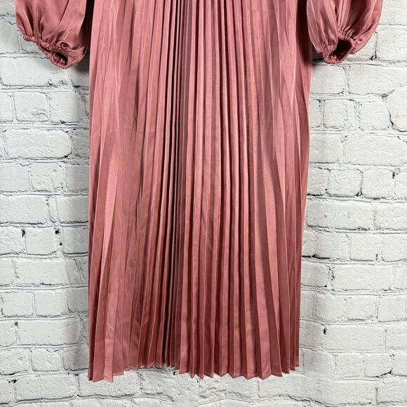 NWT Petal and Pup Noelle Twist Front Pleated Midi Dress In Blush Pink Womens XS - Picture 9 of 16